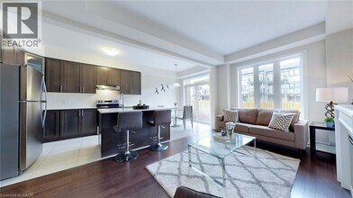 13 Gloria St. in Kitchener, ON - Building Photo - Building Photo