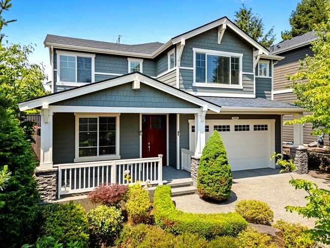 property at 13616 NE 132nd Pl