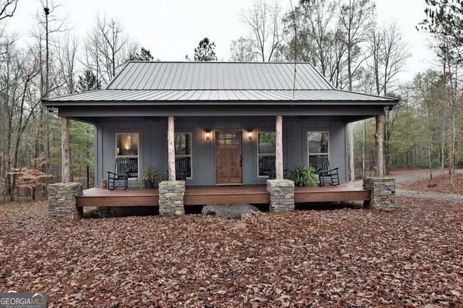 property at 2323 Pleasant Valley Rd