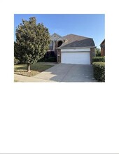 13109 Spinning Glen St in Euless, TX - Building Photo - Building Photo