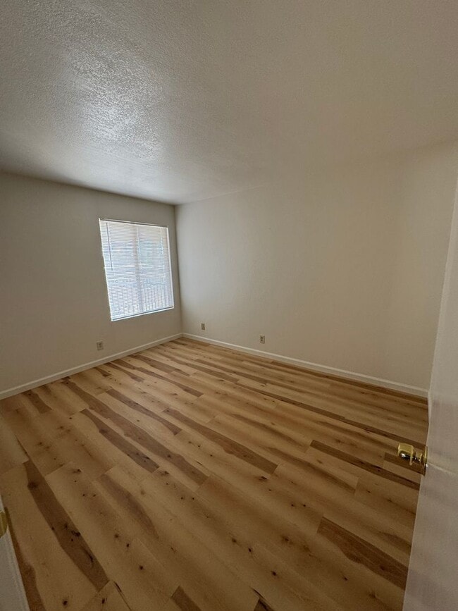 38500 Paseo Padre Pkwy in Fremont, CA - Building Photo - Building Photo