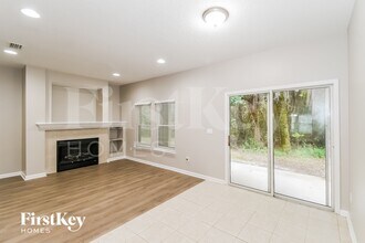 2504 Victoria Point Dr in Jacksonville, FL - Building Photo - Building Photo