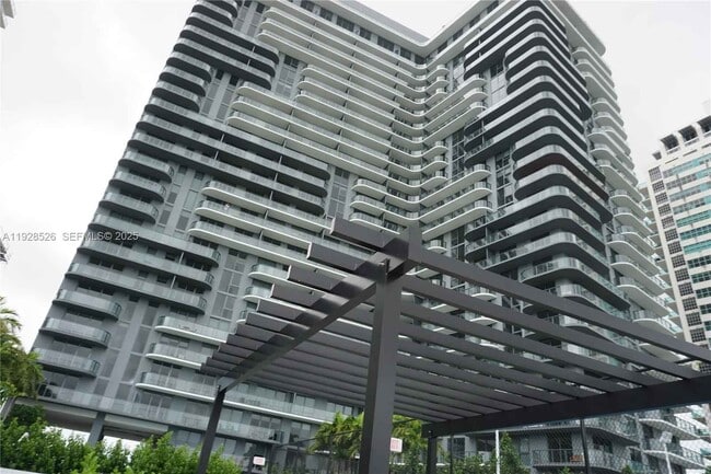 property at 121 NE 34th St