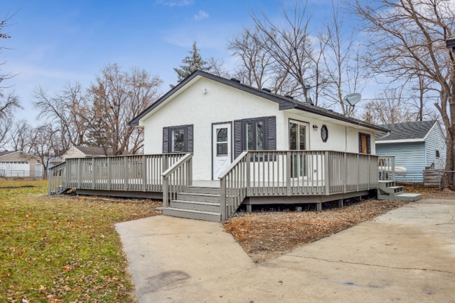8801 Madison St NE in Blaine, MN - Building Photo - Building Photo