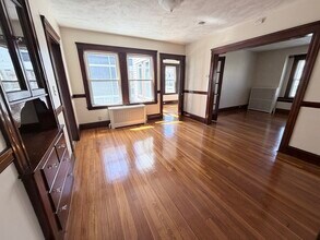 861 Fellsway in Medford, MA - Building Photo - Building Photo