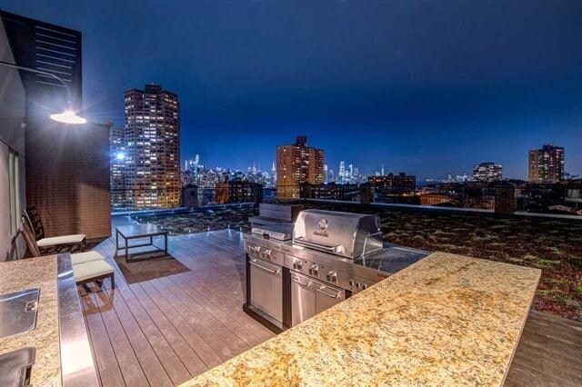 62 69th St-Unit -404 in Guttenberg, NJ - Building Photo - Building Photo