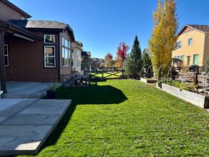 7112 Jagged Rock Cir in Colorado Springs, CO - Building Photo - Building Photo