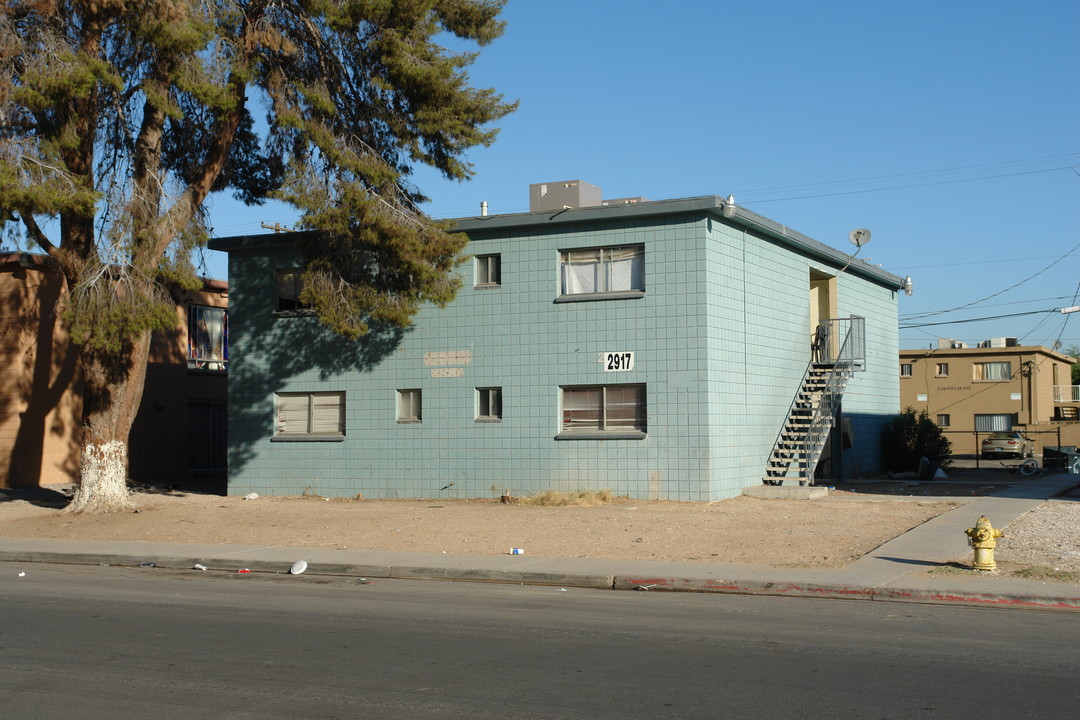 2917 Elm Ave in Las Vegas, NV - Building Photo