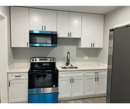 4310 Ridgewood Ave in Baltimore, MD - Foto de edificio - Building Photo