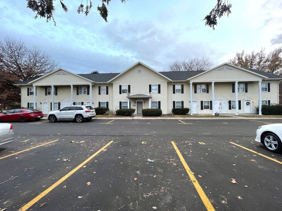 1606 S 16th St in Goshen, IN - Building Photo