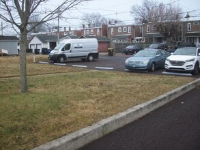 22 E 6th St, Unit D in Lansdale, PA - Building Photo - Building Photo