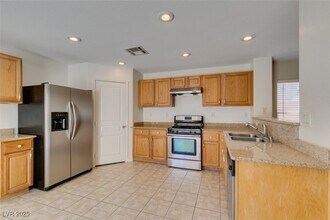 11110 Fort Bowie St in Las Vegas, NV - Building Photo - Building Photo