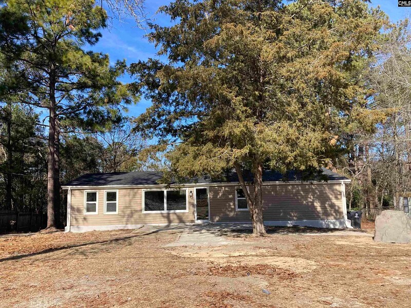 144 Ringo Rd in Lexington, SC - Building Photo
