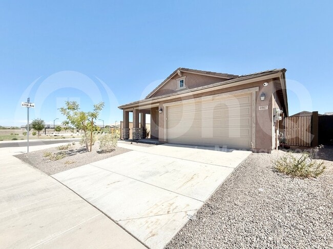 6907 W Pedro Ln in Phoenix, AZ - Building Photo - Building Photo