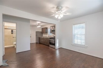 926 Sunset Dr in Abilene, TX - Building Photo - Building Photo