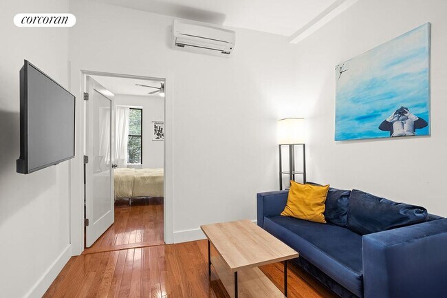 227 E 88th St in New York, NY - Building Photo - Building Photo
