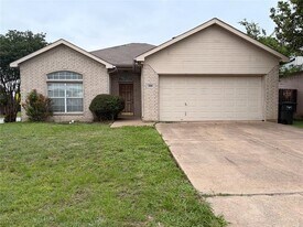 3501 Cattlebaron Dr in Roanoke, TX - Building Photo
