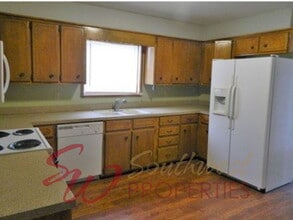 684 N Graham St in Stephenville, TX - Building Photo - Building Photo