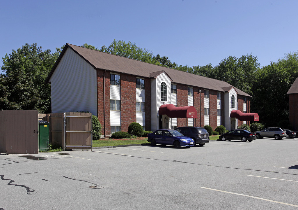 Evergreen Preserve in Lowell, MA - Foto de edificio