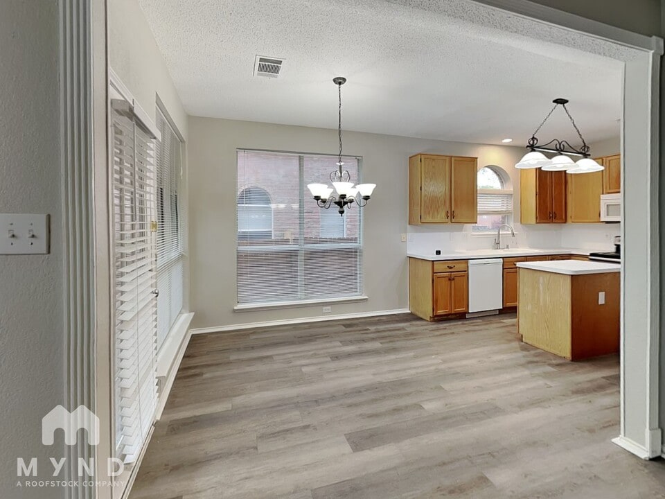 2228 Red Maple Rd in Flower Mound, TX - Building Photo