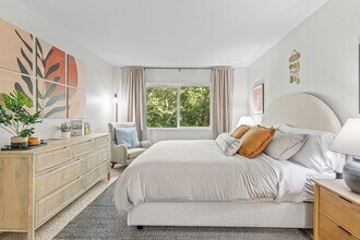 Haven at Golf Creek in Portland, OR - Building Photo - Building Photo
