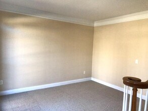 527 Huntington Downs in Alpharetta, GA - Building Photo - Building Photo