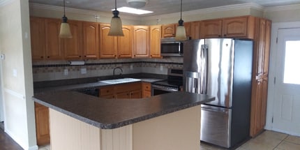 3032 Pewter Rd in Virginia Beach, VA - Foto de edificio - Building Photo