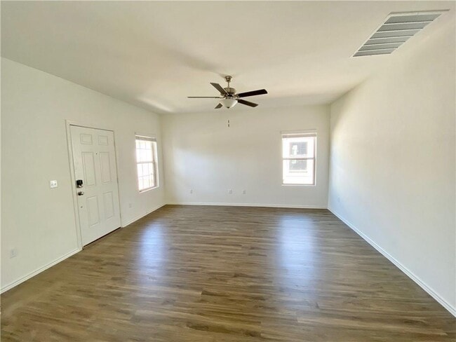 7412 Tonka Ln in Austin, TX - Building Photo - Building Photo