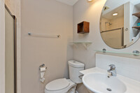 3732 N Pine Grove Ave, Unit 1A in Chicago, IL - Building Photo - Building Photo