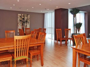 Park Place By The Bay in Miami, FL - Building Photo - Interior Photo