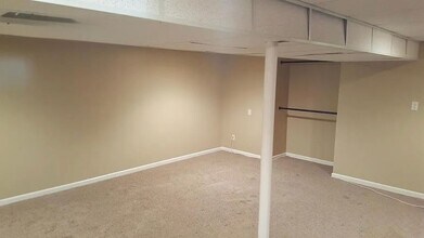 1120 NE 9th St in Blue Springs, MO - Building Photo - Building Photo