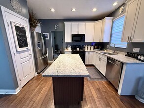 5208 Aspenwood Dr in Hamilton, OH - Building Photo - Building Photo