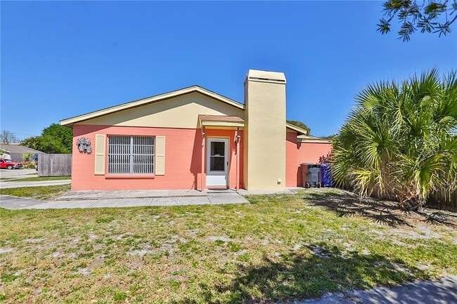 1202 Coolridge Dr in Brandon, FL - Building Photo - Building Photo