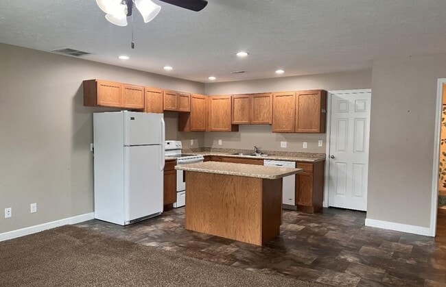 property at 1412 1st St