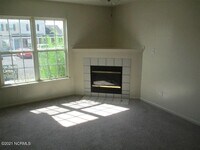 104 Pinegrove Ct photo'