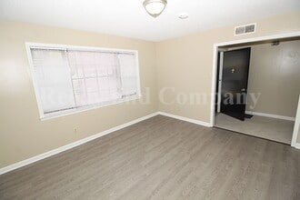 5130 Queen Elizabeth Fwy in Memphis, TN - Building Photo - Building Photo