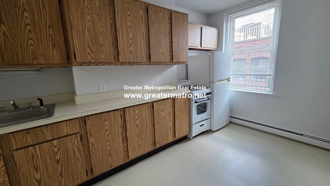 207 Salem St, Unit 4