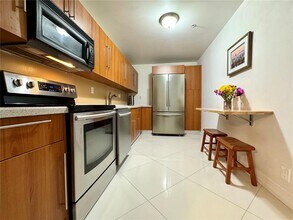3000 S Ocean Dr, Unit 1422 in Hollywood, FL - Building Photo - Building Photo
