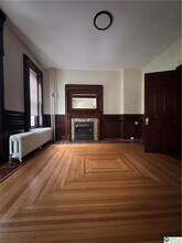 1036 Linden St in Allentown, PA - Foto de edificio - Building Photo