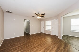 1504 Pine Ln in Fort Worth, TX - Building Photo - Building Photo