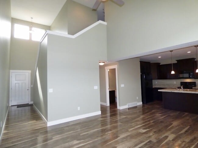 381 Corral Creek Dr in Midvale, UT - Building Photo - Building Photo