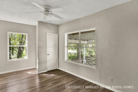 8458 Buttercup St in Jacksonville, FL - Building Photo - Building Photo