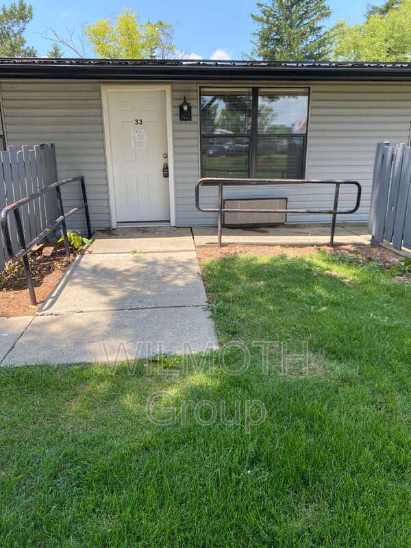 property at 2000 Indianapolis Rd