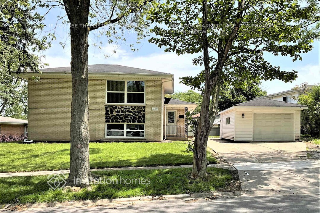 16405 George Dr in Oak Forest, IL - Building Photo
