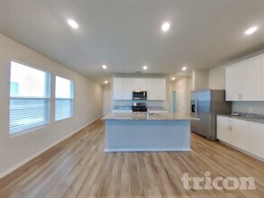 5116 Saddle Clb Dr in Georgetown, TX - Building Photo - Building Photo