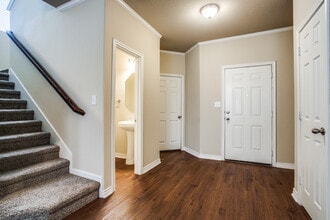 450 Woodgrove Dr in Little Elm, TX - Foto de edificio - Building Photo