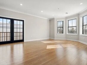 281 Lamartine St, Unit 1 in Boston, MA - Building Photo - Building Photo