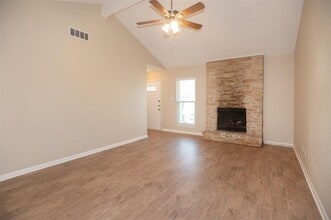 403 W Bowman Rd in Round Rock, TX - Building Photo - Building Photo