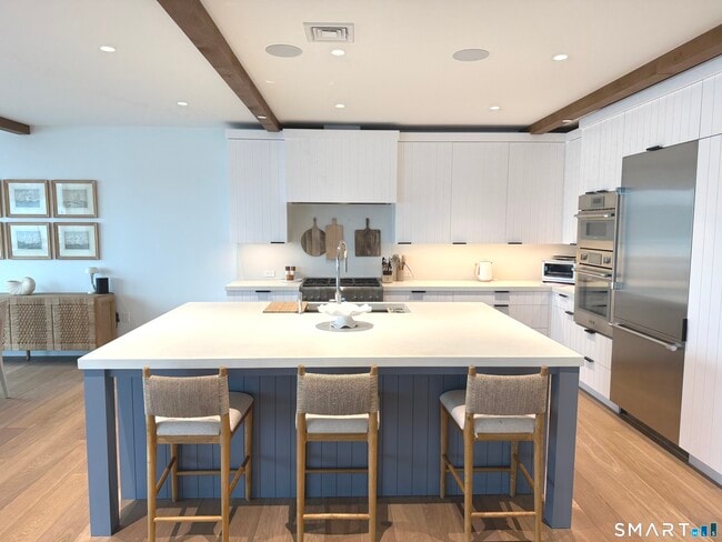 111 Rowayton Ave in Norwalk, CT - Building Photo - Building Photo