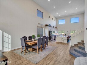 4326 W Kenai Dr in Phoenix, AZ - Foto de edificio - Building Photo